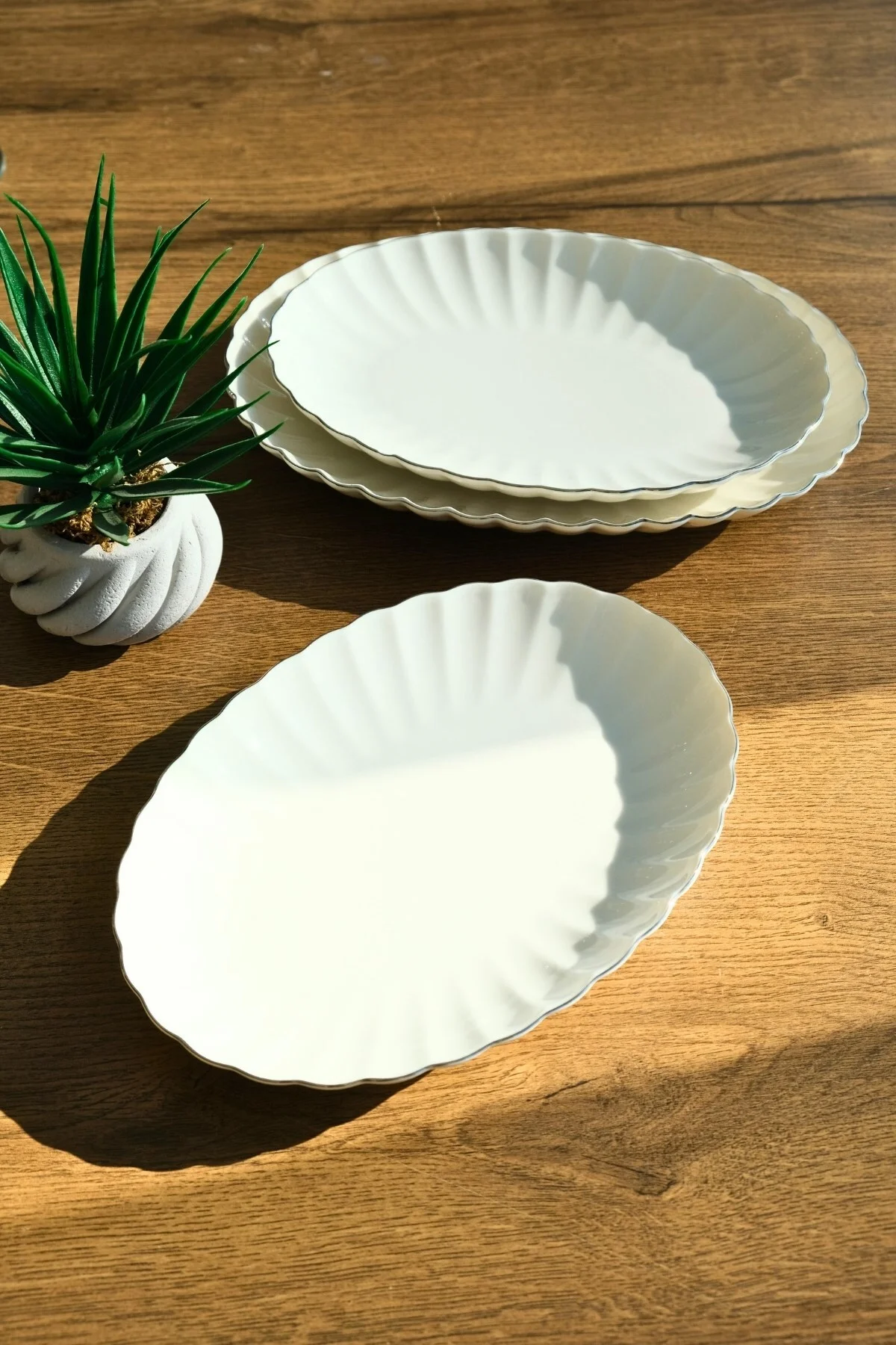 Bone Luz Form Kayık Tabak Seti Platin 3 Parça - Kütahya Porselen Görsel 3