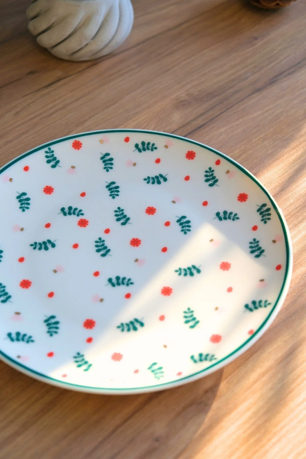 Tabak Evi Porselen Yeşil Çiçekli Pasta Tabağı Yeşil Fileli 20,50cm - tabakevi Görsel 4