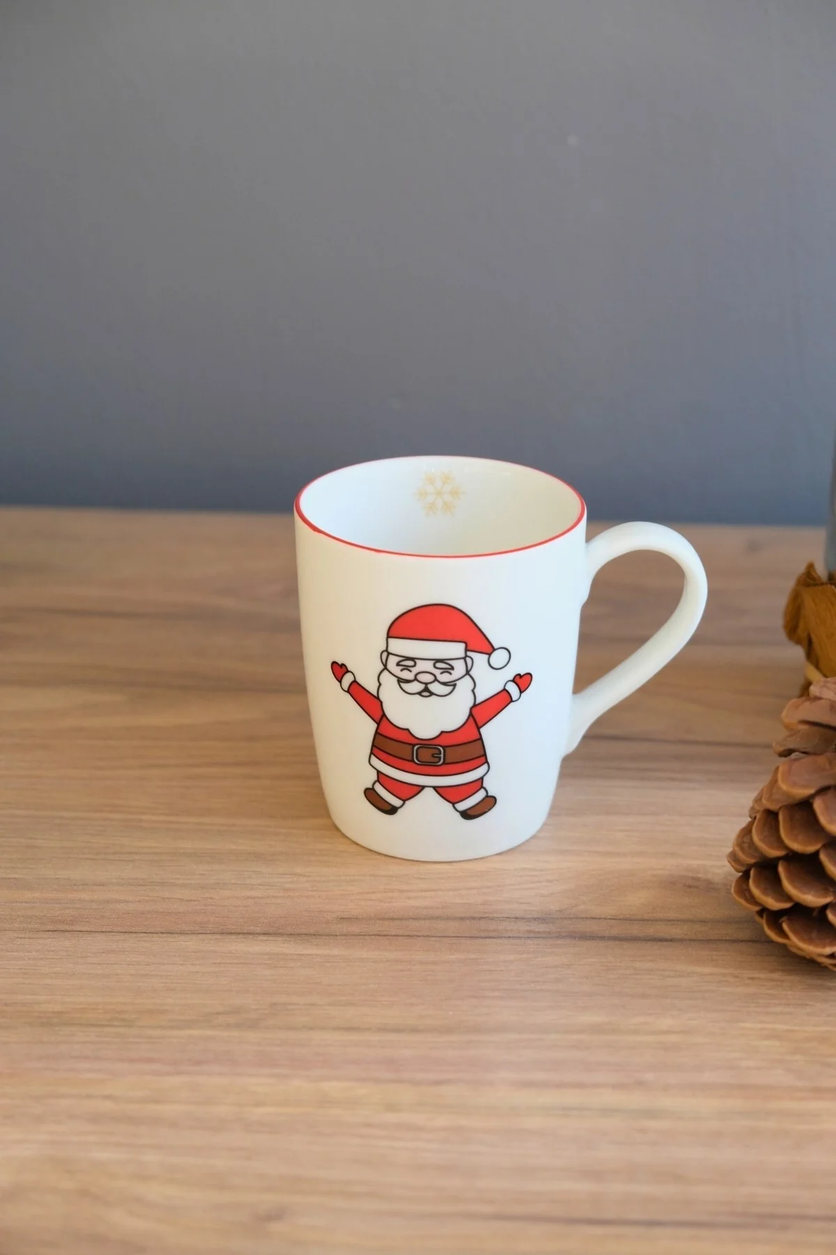 Tabak Evi Porselen Noel Baba Kulplu Mug Kupa 220 ml - tabakevi Görsel 3
