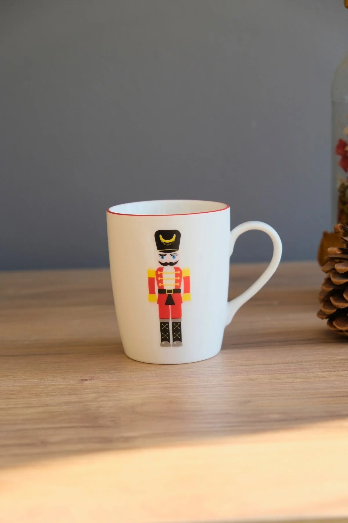 Tabak Evi Porselen Kurşun Asker Kulplu Mug Kupa 220 ml