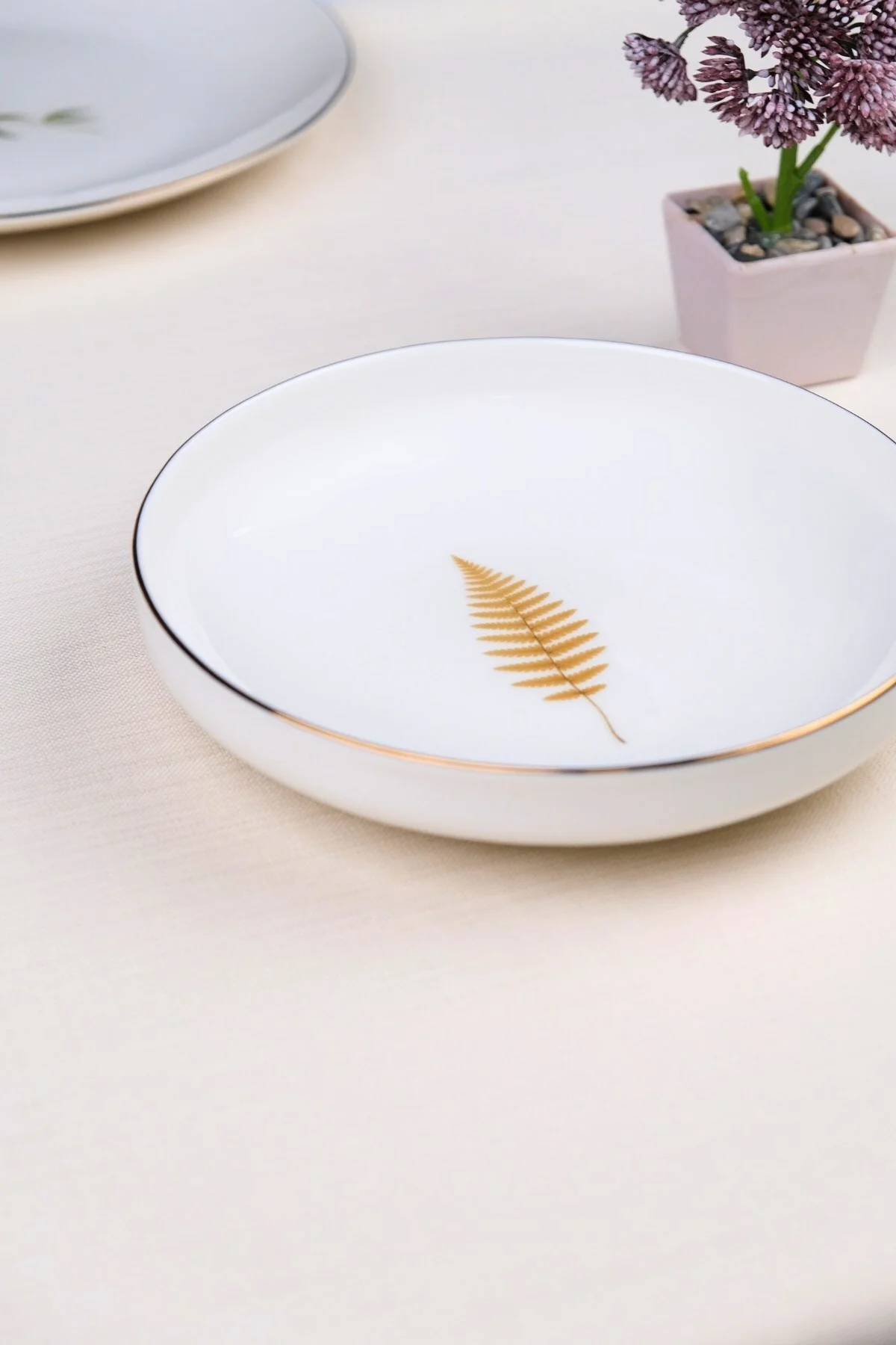 Tabak Evi Porselen Natura Fern Altın Yaldız Çukur Tabak 18,50cm 2 li - tabakevi Görsel 5