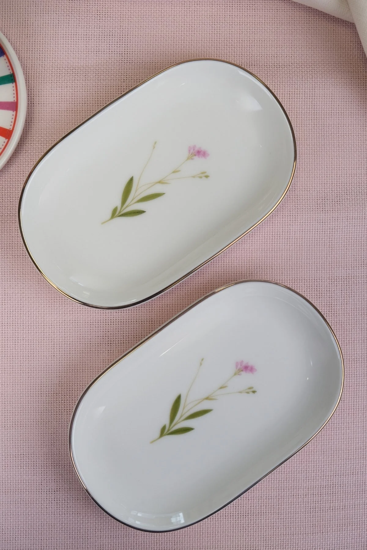 Tabak Evi Porselen Natura Çuha Altın Yaldızlı Oval Kayık Tabak 18x11x2,50cm 2 Lİ