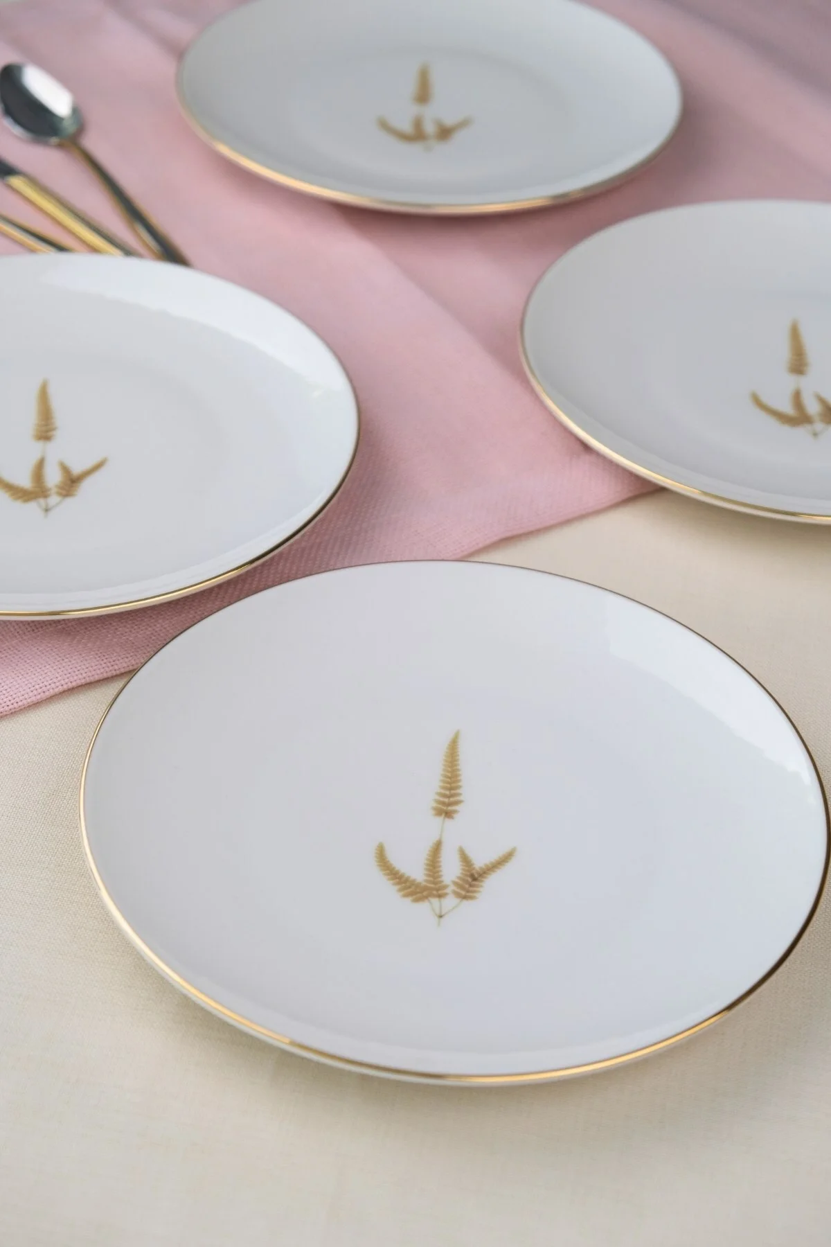 Tabak Evi Porselen Natura Marinum Altın Yaldız Pasta Tabağı 20,50cm 4 lü - tabakevi Görsel 3