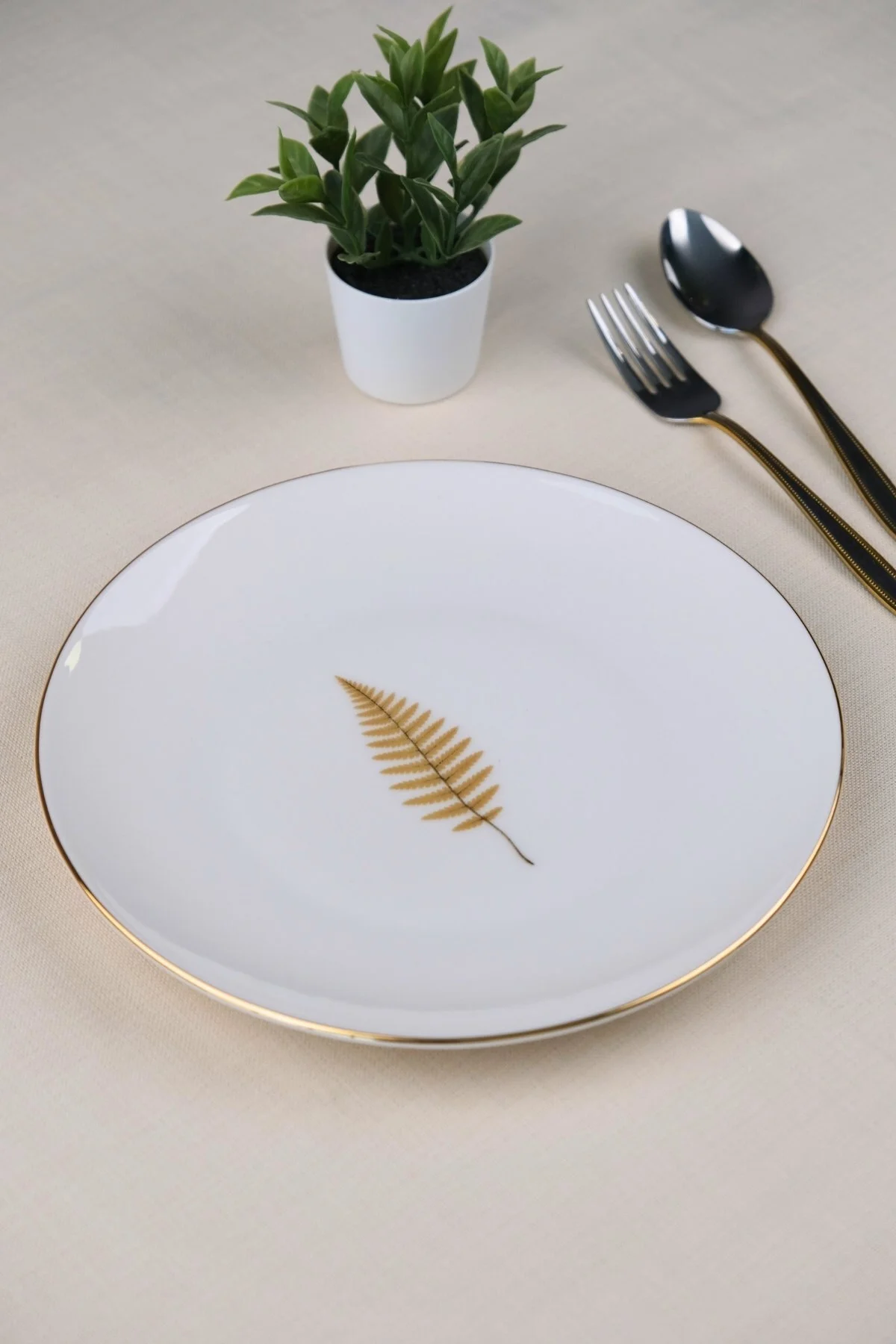 Tabak Evi Porselen Natura Fern Altın Yaldız Pasta Tabağı 20,50cm Tekli - tabakevi Görsel 5