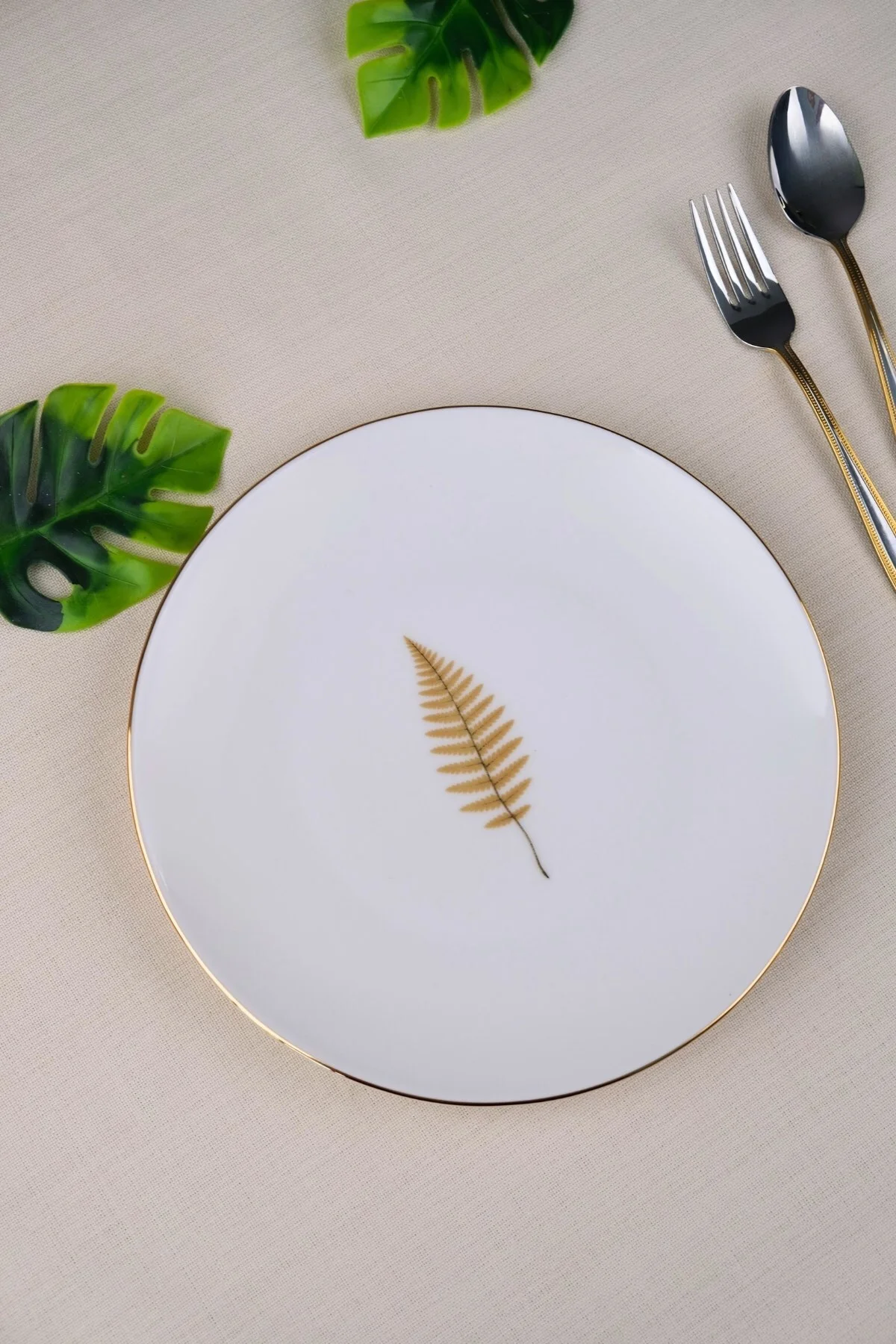 Tabak Evi Porselen Natura Fern Altın Yaldız Pasta Tabağı 20,50cm Tekli - tabakevi Görsel 2