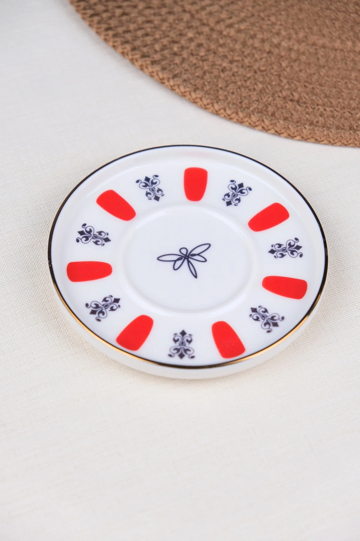 Tabak Evi Porselen Acem Zade Kırmızı Çay Tabağı 11,8cm Tekli - tabakevi Görsel 3