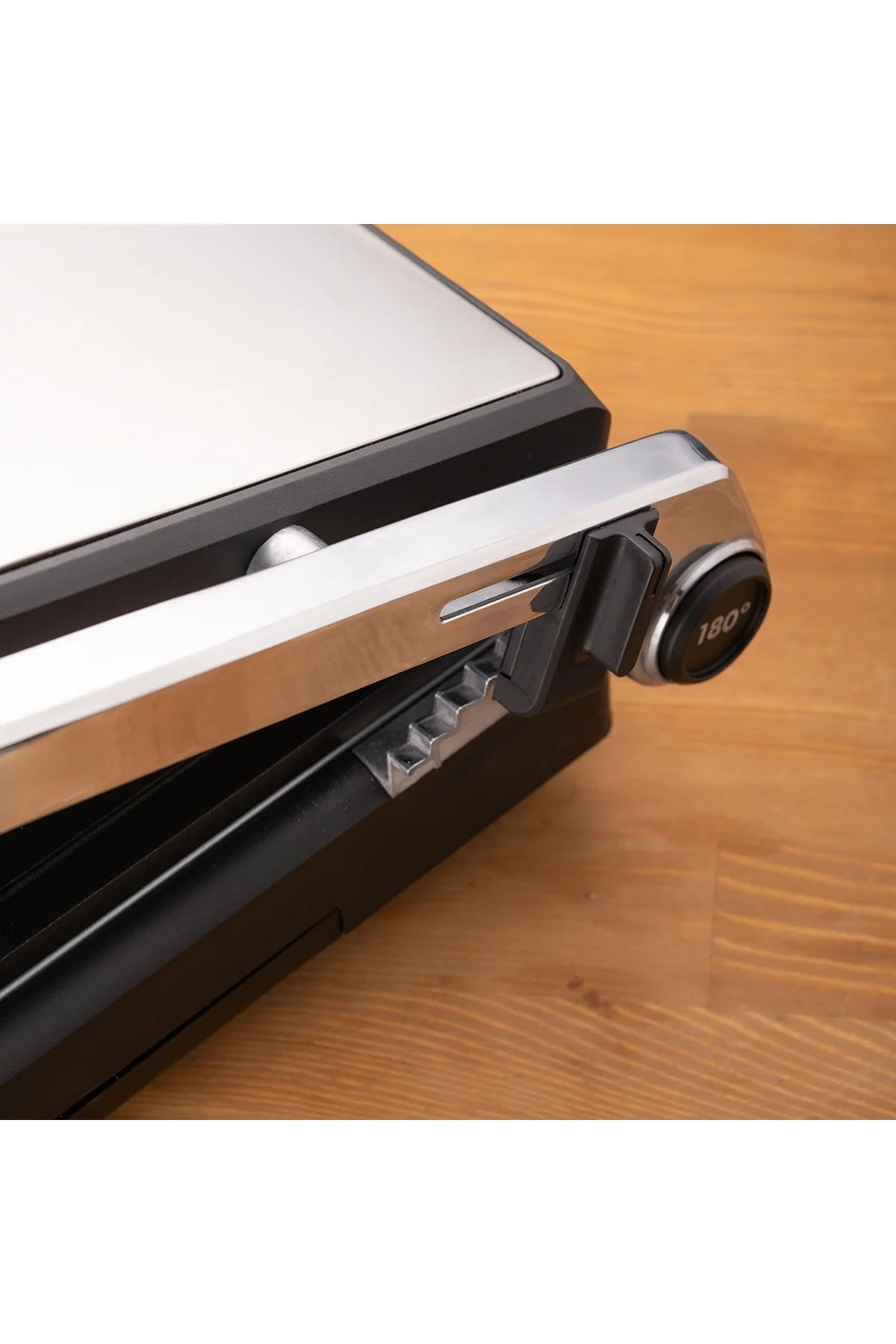 Grillmaster Inox Döküm Izgara ve Tost Makinesi 6 Dilim Kapasiteli - Emsan Görsel 6