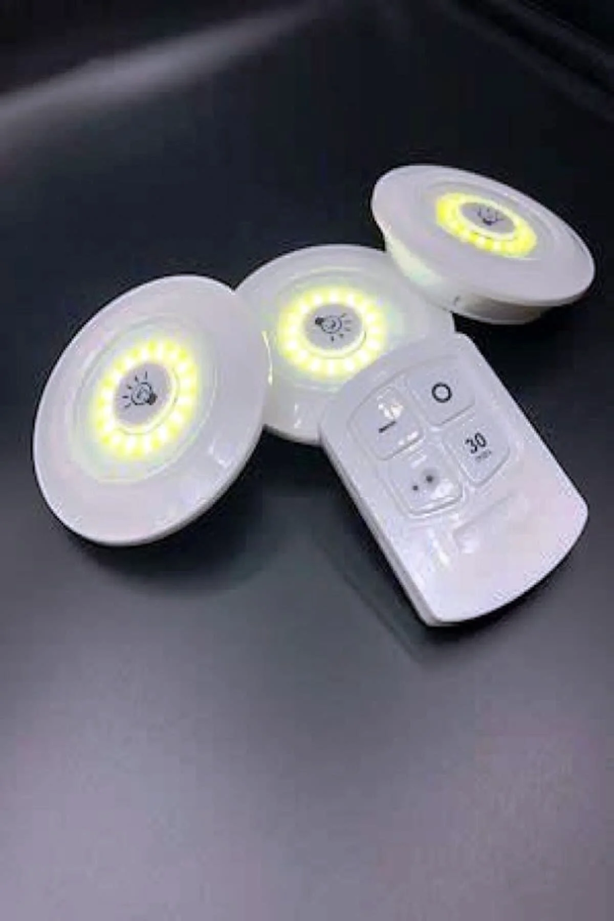 Uzaktan Kumandalı Yapışkanlı Kablosuz Led Spot Lambalar 3 Led +1