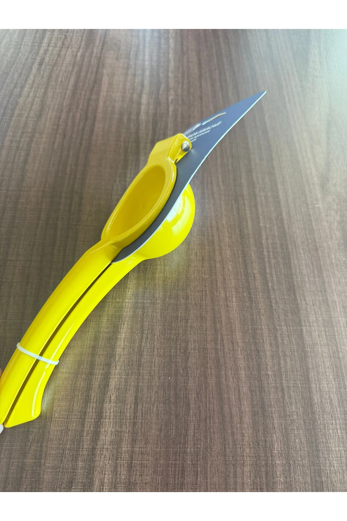 Un626 Mandallı Akrilik Limon Sıkacağı - Fame Kıtchen Görsel 4