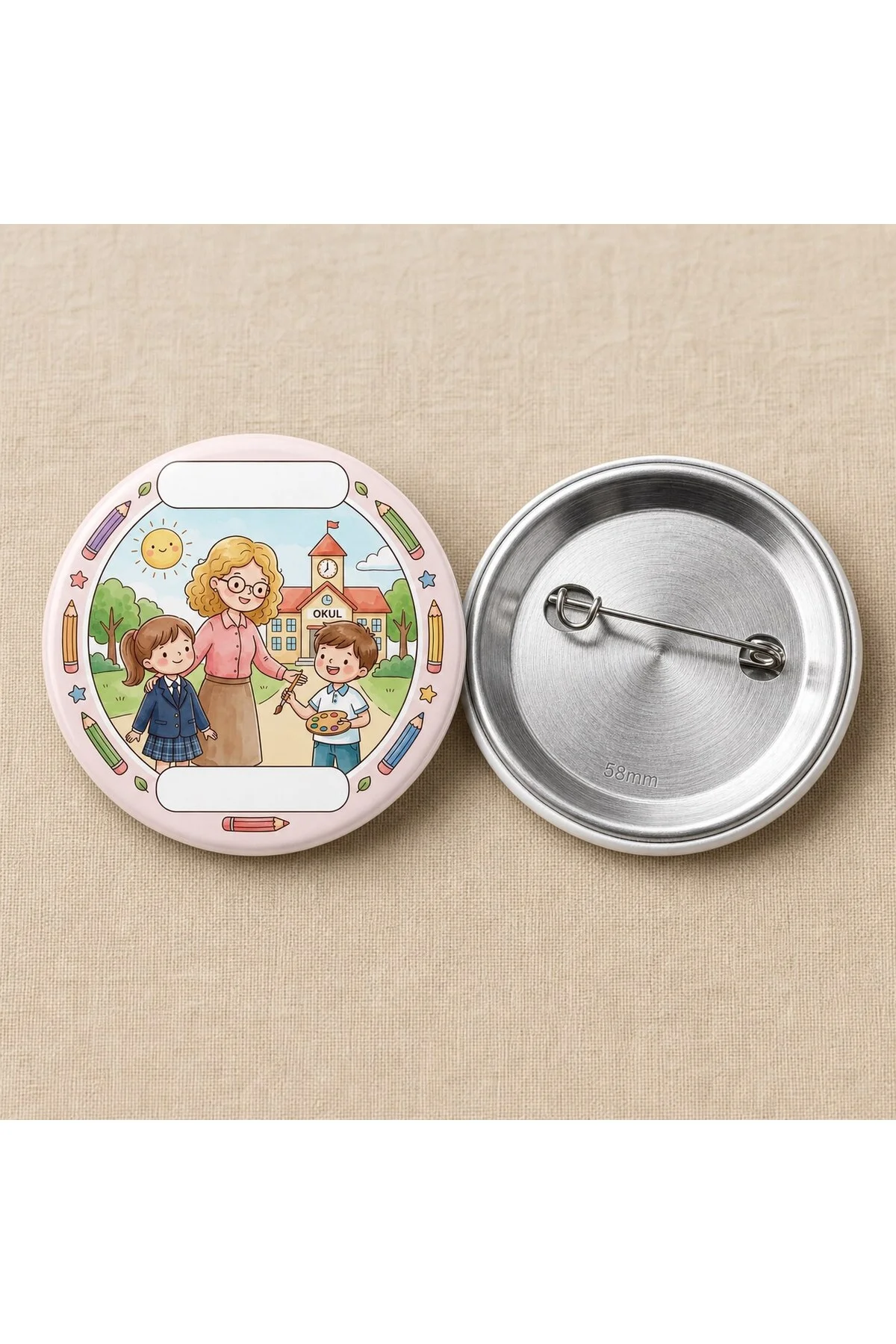 Okul Bahçesi - Öğretmen ve Öğrenciler - Okul ve Öğrenci Temalı 58mm İğneli Metal Buton Rozet