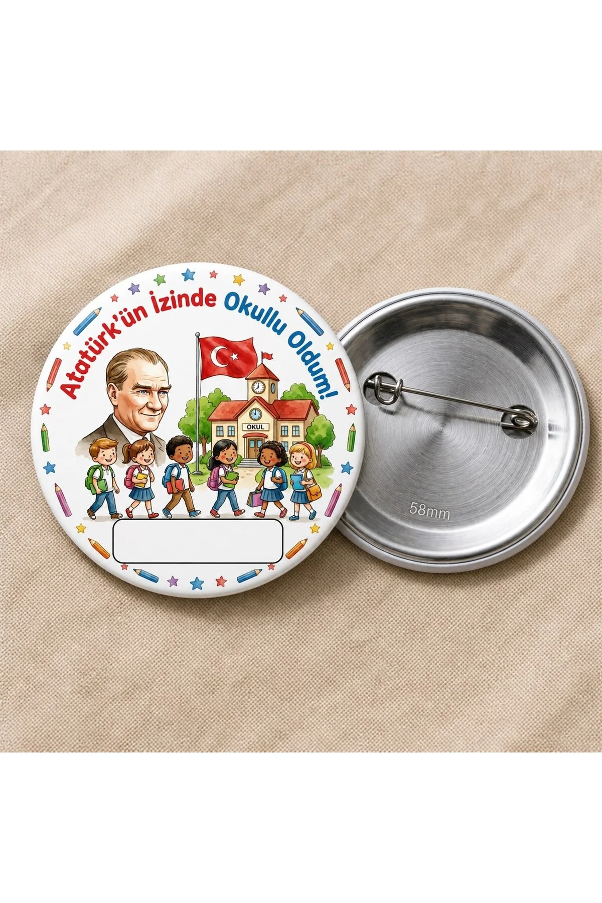 Atatürk'ün İzinde Okullu Oldum - Okul ve Öğrenci Temalı 58mm İğneli Metal Buton Rozet