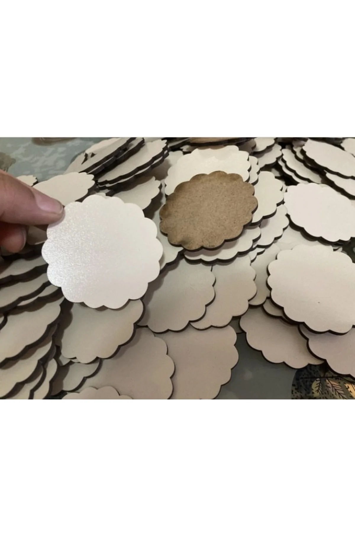 300 ADET UV BASKI İÇİN 6x6 cm KREM AHŞAP KESİM ÇİÇEK MAGNET BASKISI İÇİN AHŞAP