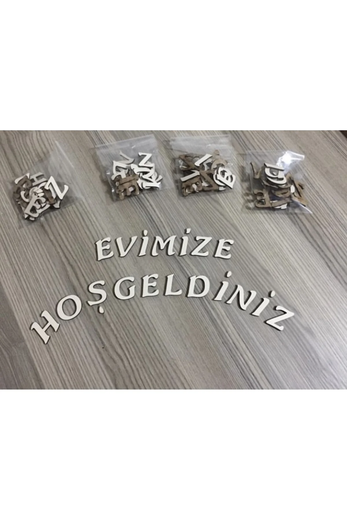 EVİMİZE HOŞGELDİNİZ AHŞAP HARFLERİ EBATLARI 3CM 1 SET FİYATI KREM AHŞAP