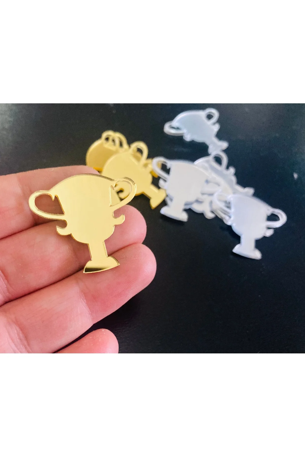 15 Adet Pleksi Gold Veya Gümüş 3 Cm Ödül Kupası Pleksi Süsleme Ürünü Pleksi Ödül Kupası