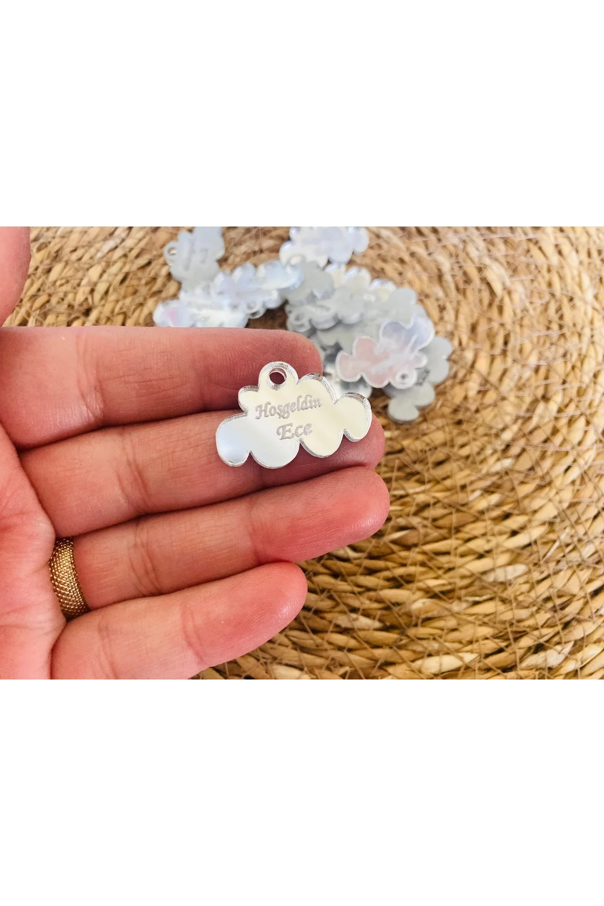 15 ADET PLEKSİ DELİKLİ BULUT 3 CM EBAT GÜMÜŞ VE GOLD - guluslazerkesim Görsel 2