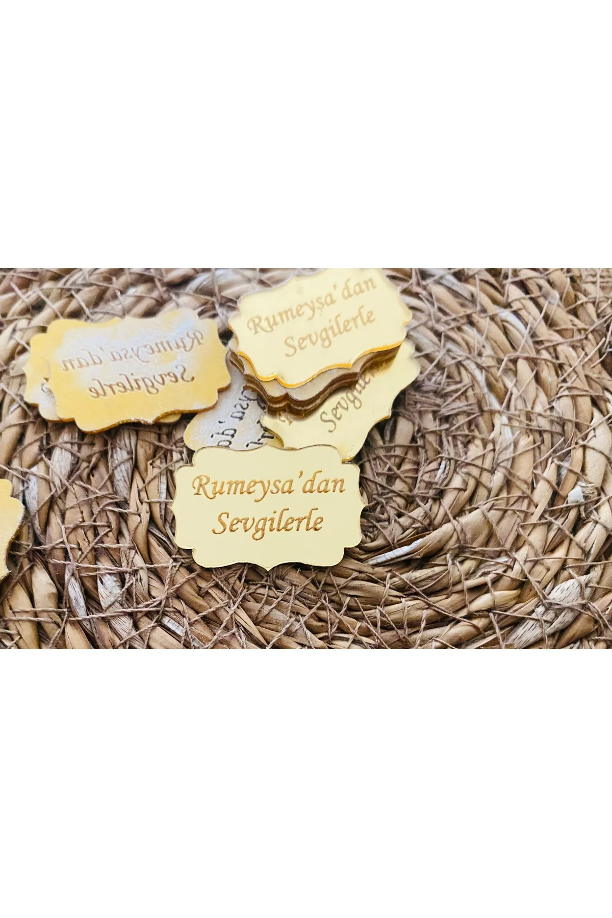 15 ADET 3x2 CM ARKASI BANTLI PLEKSİ ETİKET İSME ÖZEL PLEKSİ HEDİYELİK SÜSLEME ÜRÜNÜ
