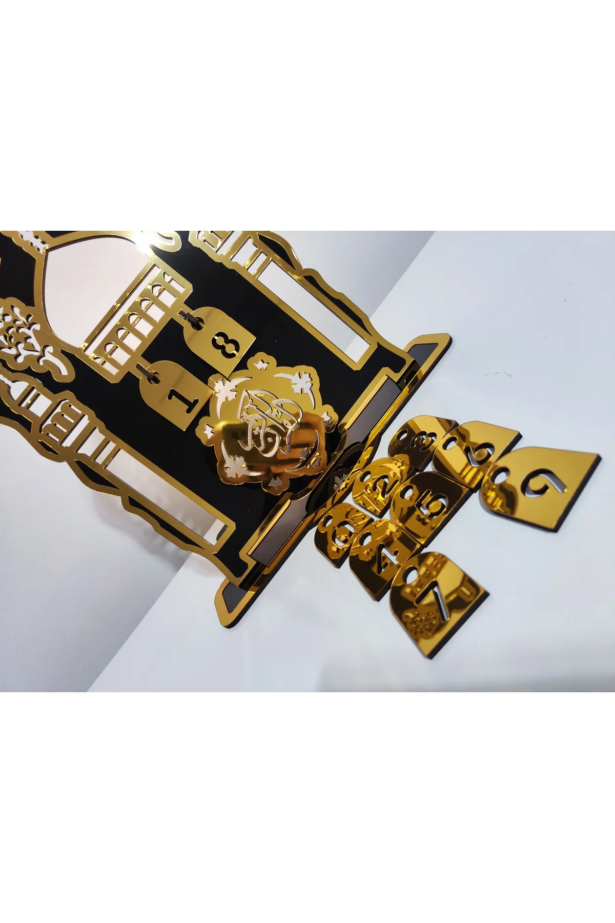 Motifli gold pleksi Ramazan Takvimi - Fikart Görsel 2