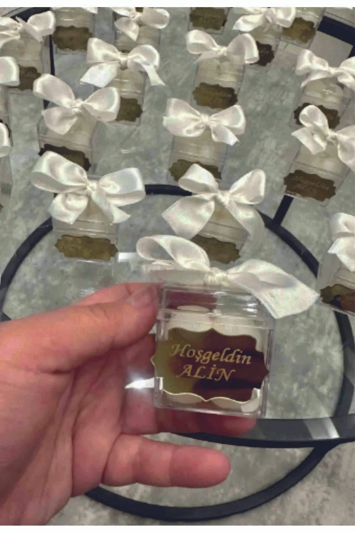 60 Adet Isimli 4 X 2,5 Cm Aynalı Gold Yapışkanlı Pleksi Kişiye özel