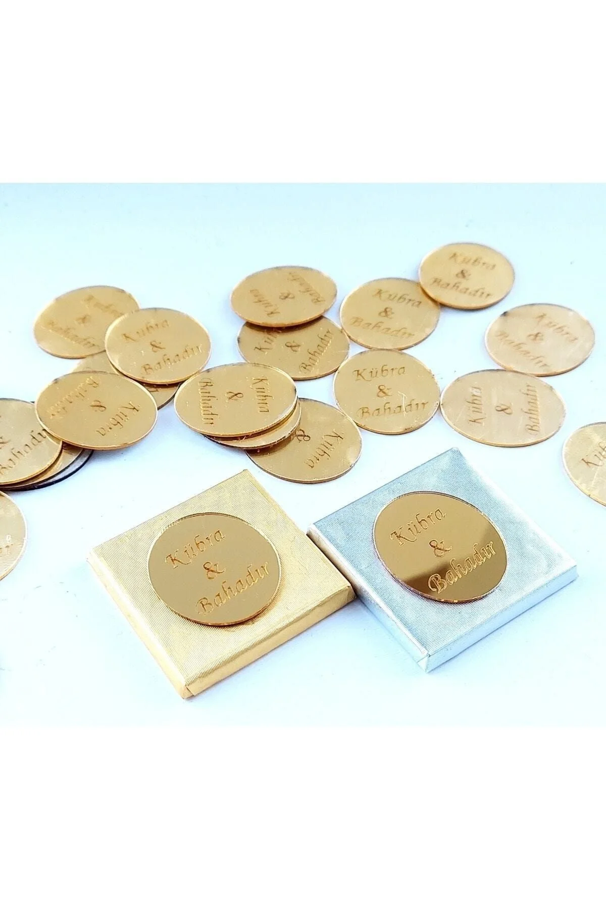 50 Adet Kişiye Özel Kare Çikolata Üzerine Gold Pleksi Sticker - Seyyar Atölye Görsel 2
