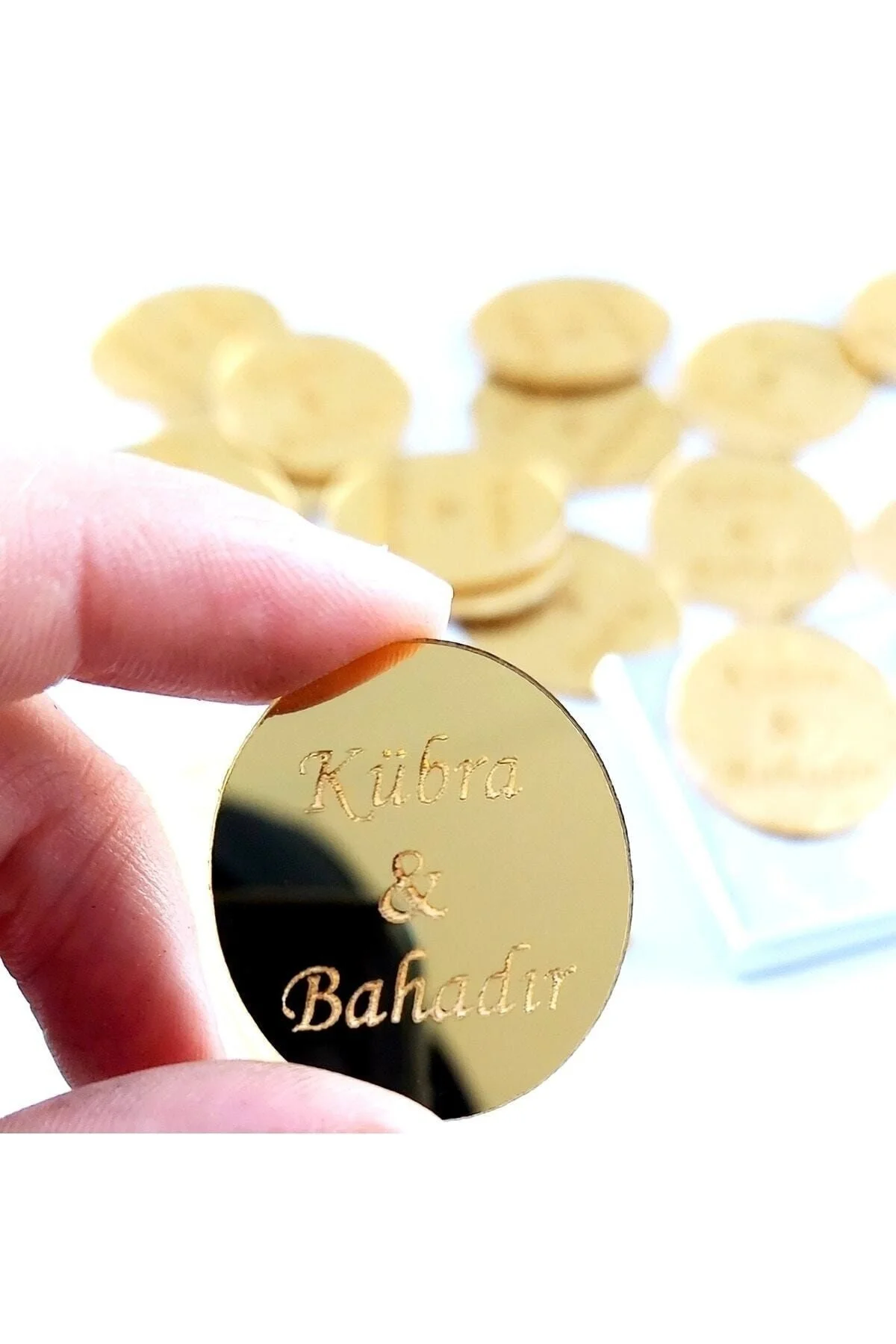 50 Adet Kişiye Özel Kare Çikolata Üzerine Gold Pleksi Sticker