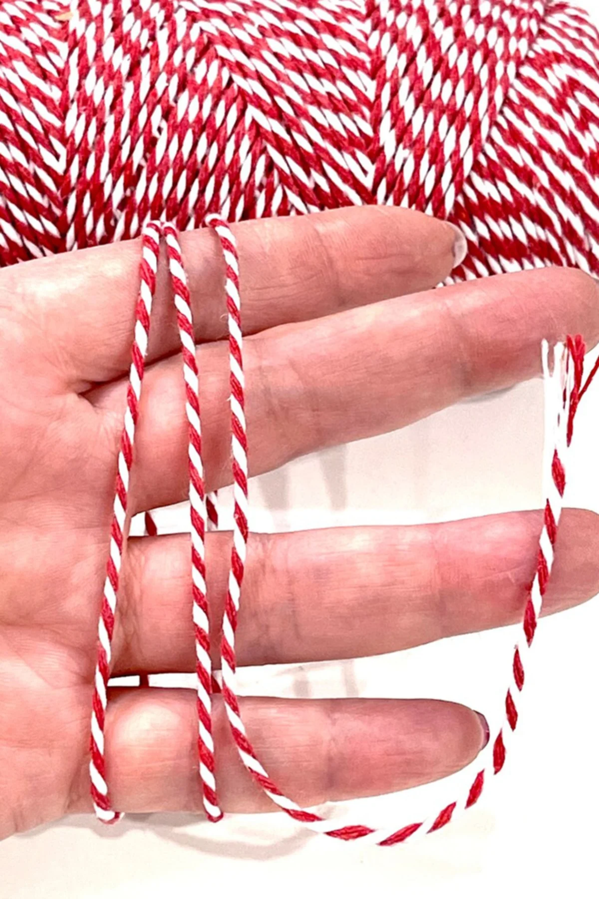 Marteniçka Ipi / Kırmızı Beyaz Hediye Paketleme Ipi / Iki Renkli Paket Ipi 10m – Paketleme Malzemesi