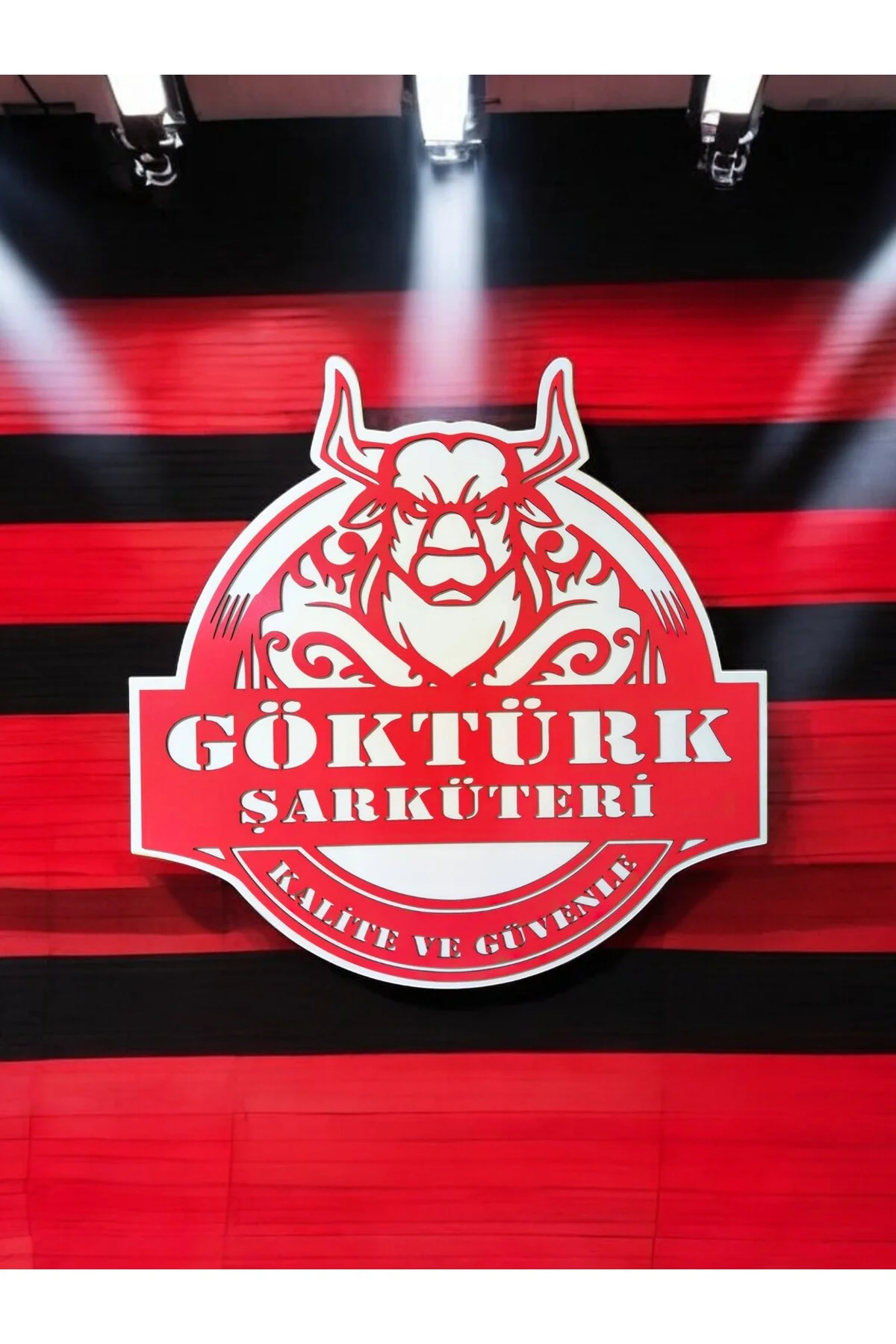 Özel Tasarım Şarküteri ve Kasap Duvar Dekoru – Kişiselleştirilebilir MDF Tabela