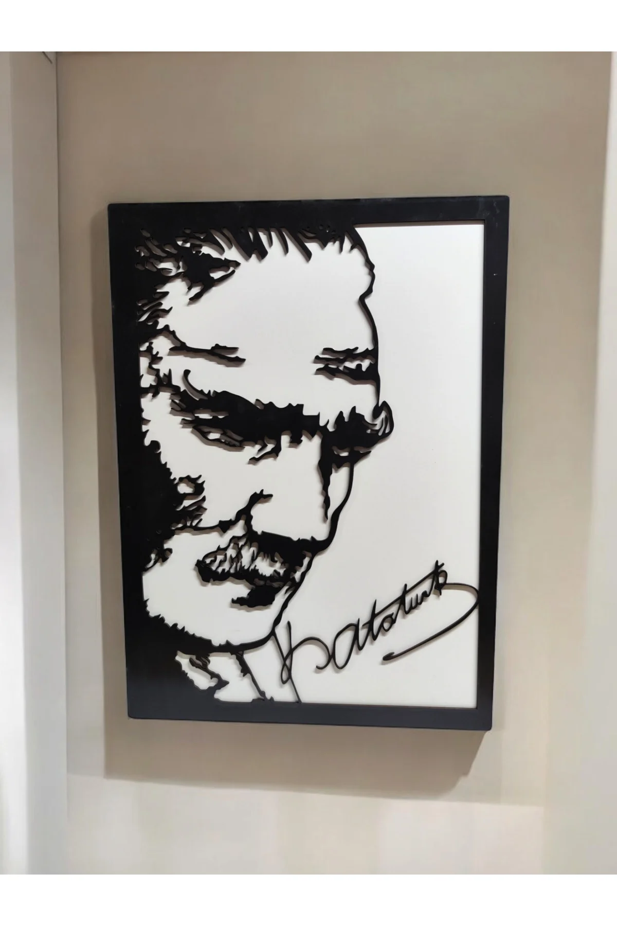 Atatürk Portre ve İmzalı - 40x65 cm MDF Duvar tablosu