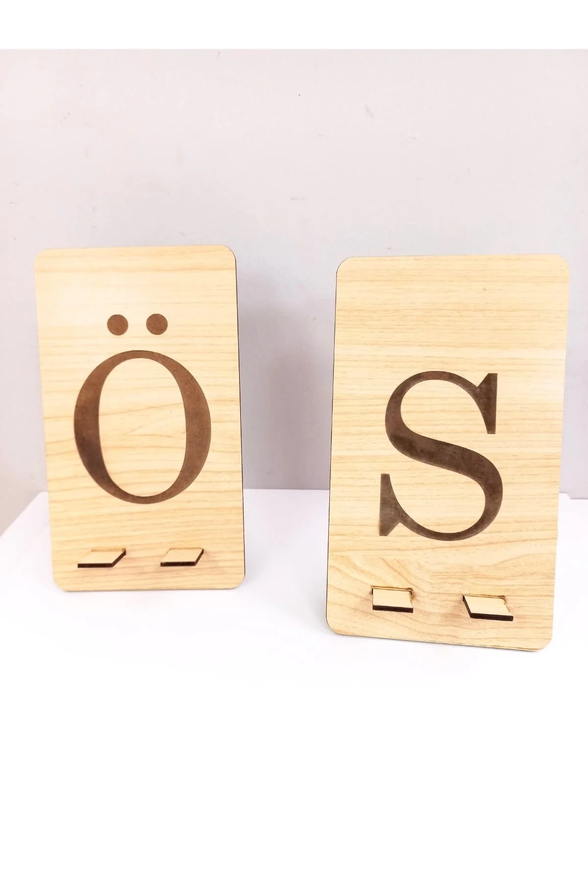 2 Adet Ahşap Desenli Mdf Harfli Telefon Tutucu